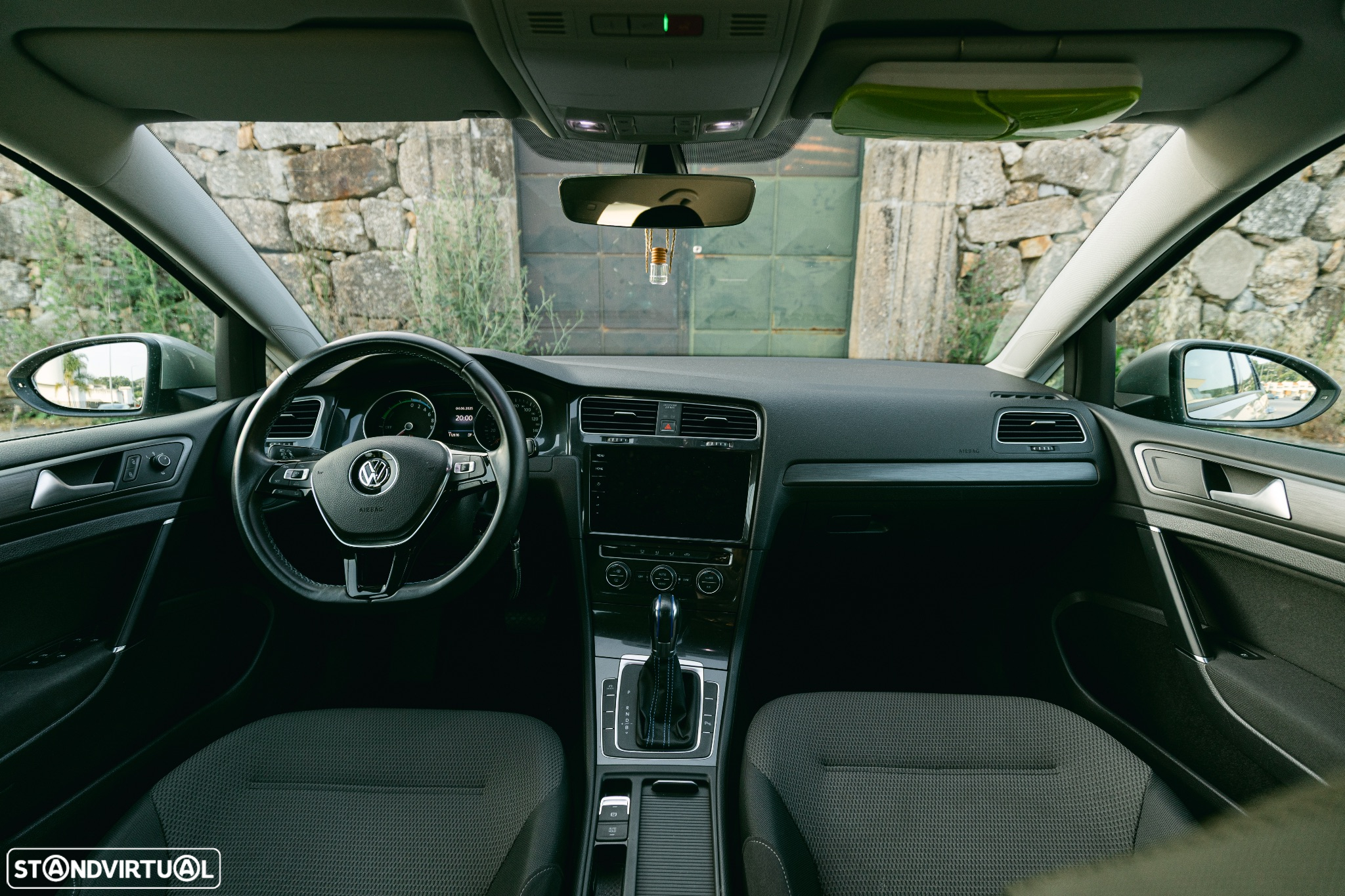 VW e-Golf AC/DC - 19