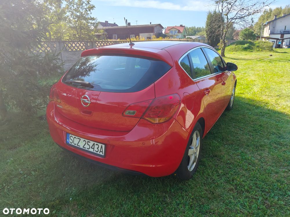 Opel Astra - 9