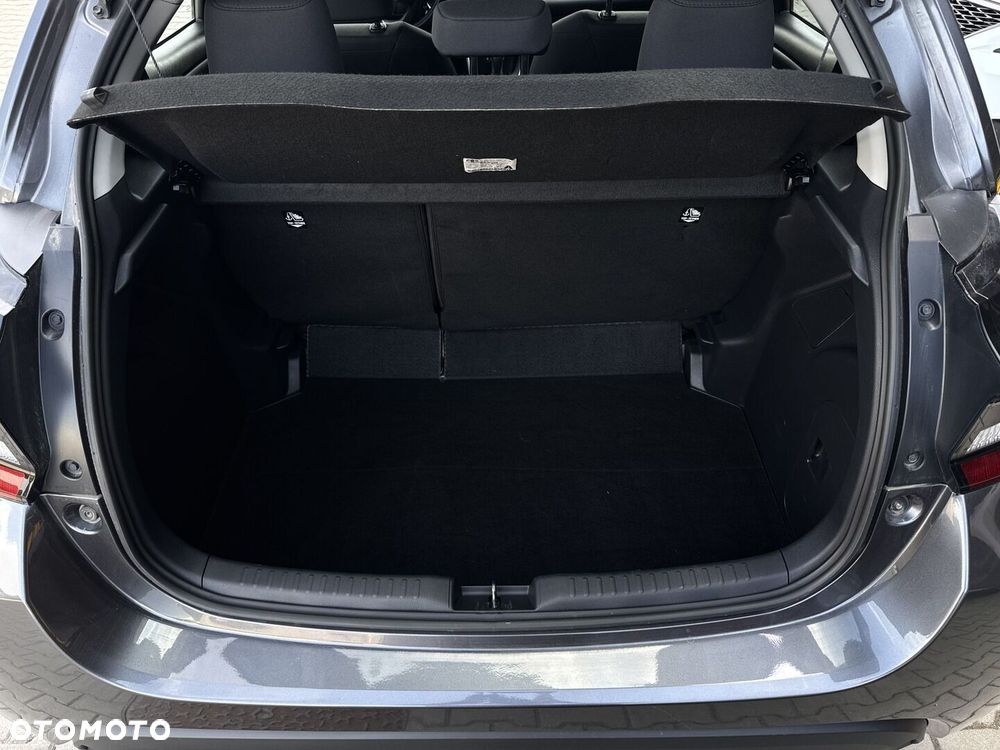 Toyota Yaris - 32