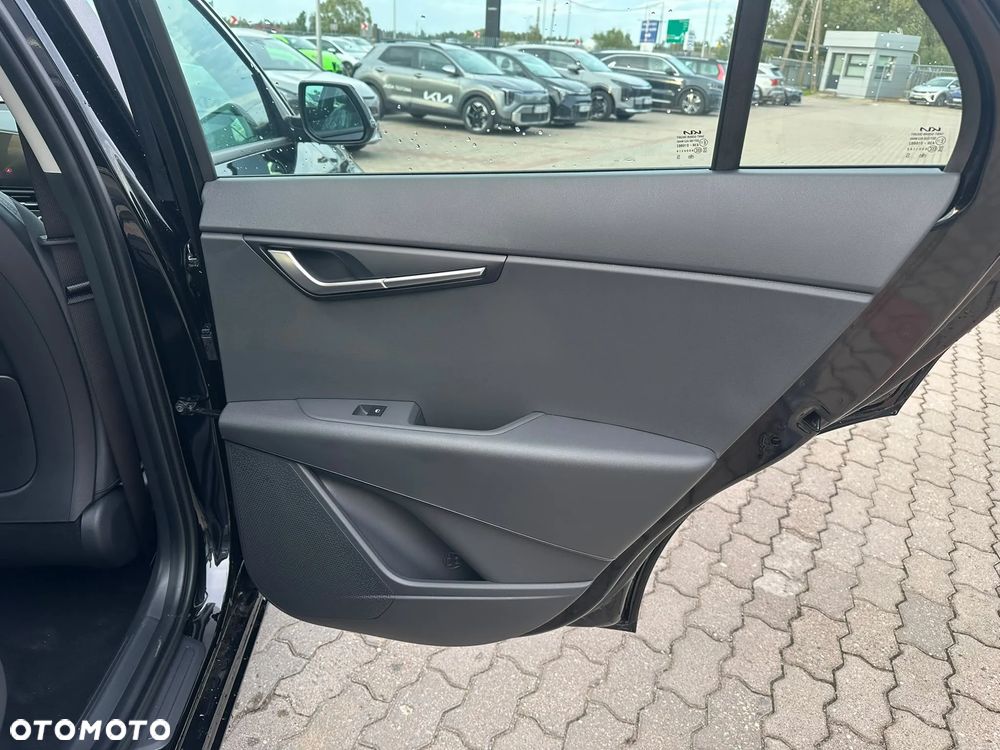 Kia Niro - 24