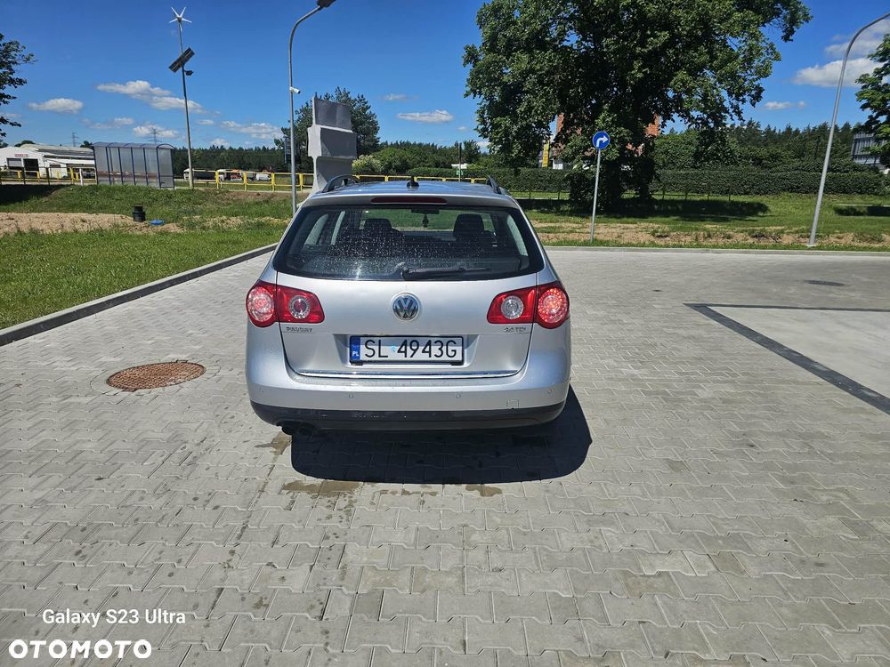 Volkswagen Passat 2.0 TDI Comfortline - 6