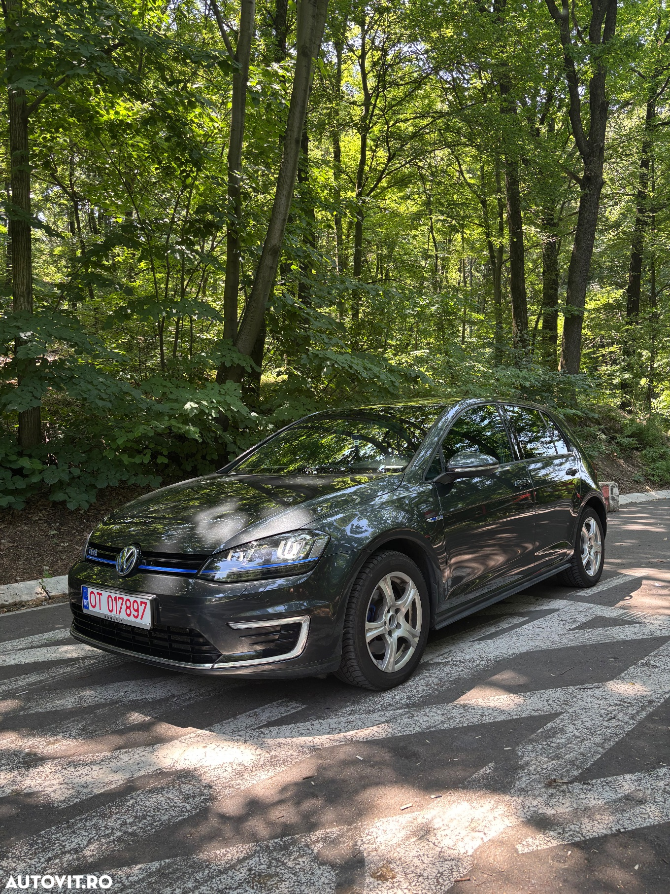 Volkswagen Golf 1.4 TSI DSG Highline - 3
