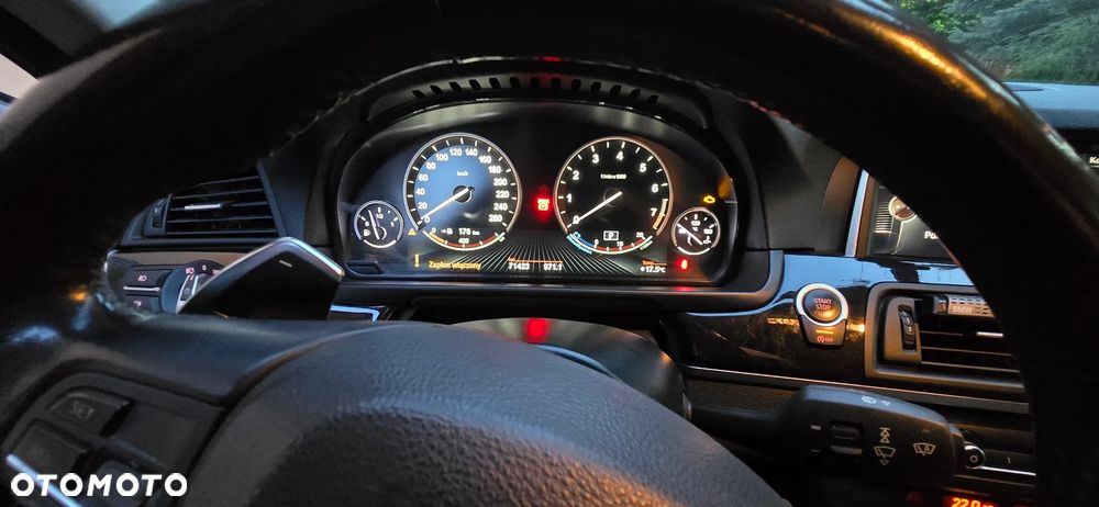 BMW Seria 5 535i xDrive Sport-Aut Luxury Line - 21
