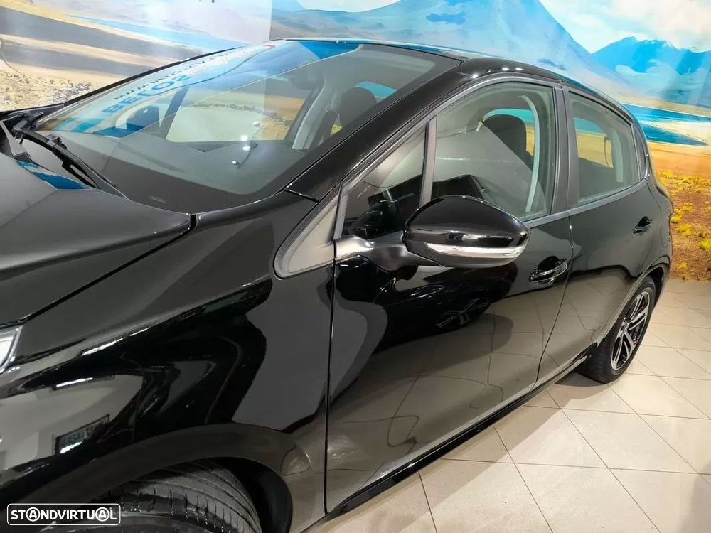 Peugeot 208 1.2 PureTech Style - 6