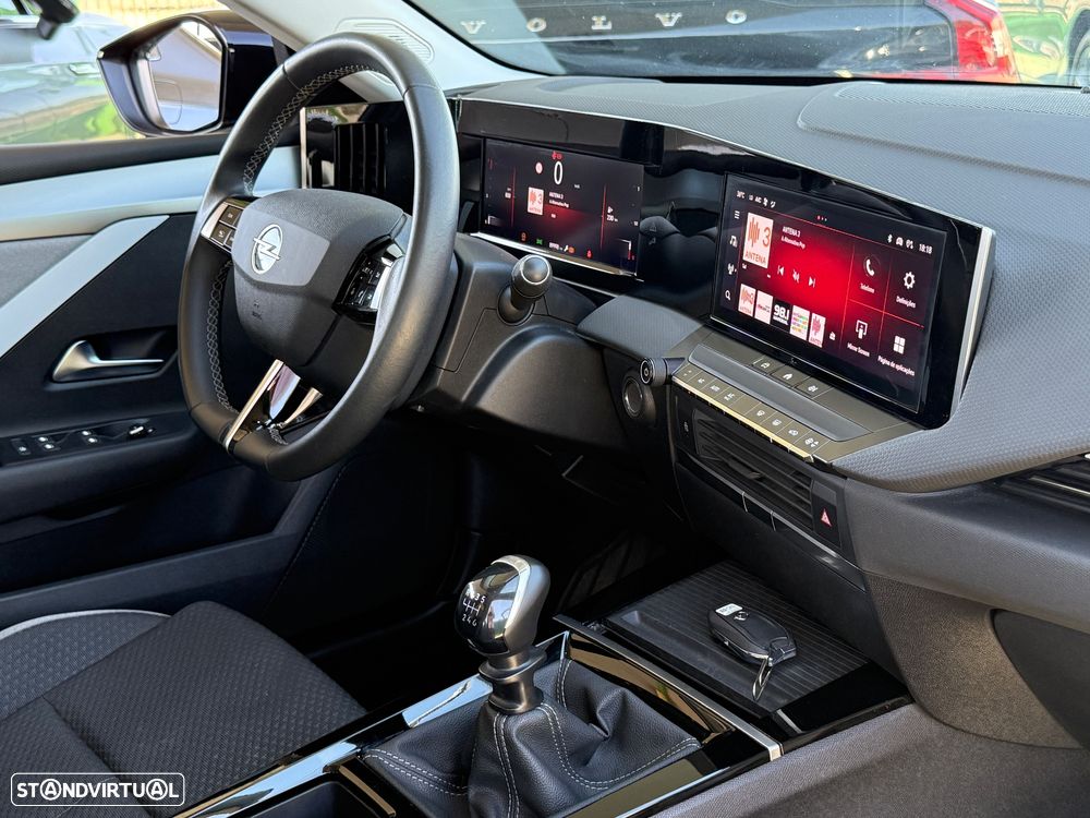 Opel Astra 1.5 D Elegance - 24