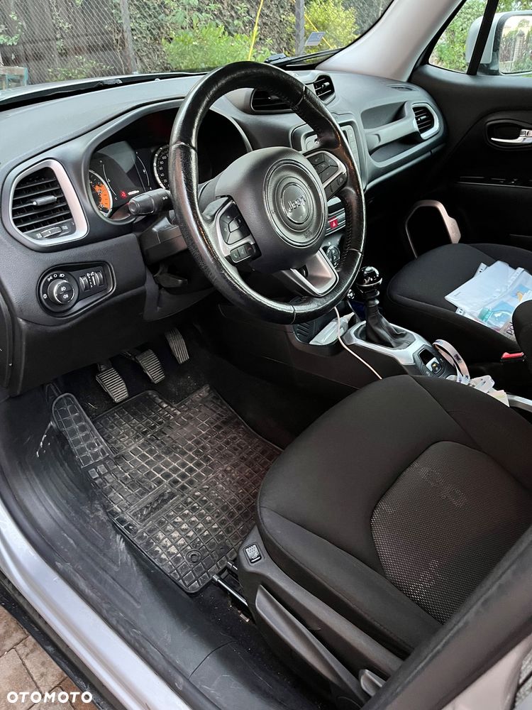 Jeep Renegade - 11