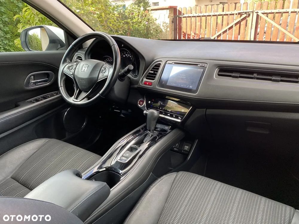 Honda HR-V 1.5 Executive (ADAS) CVT - 11