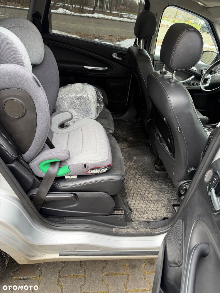 Ford S-Max 2.0 TDCi DPF Titanium - 4