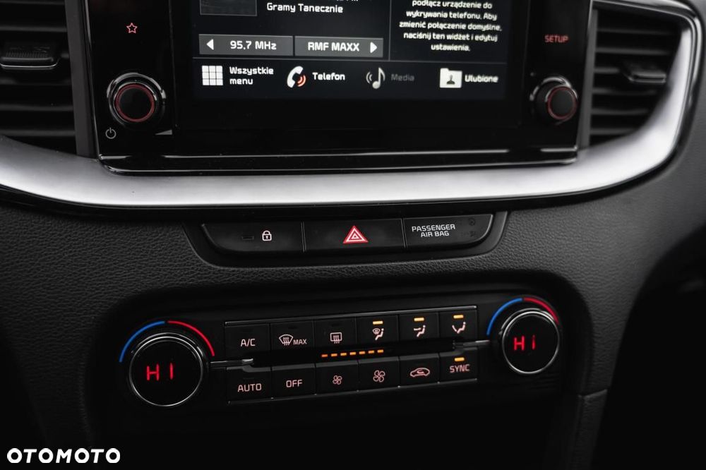Kia XCeed - 21