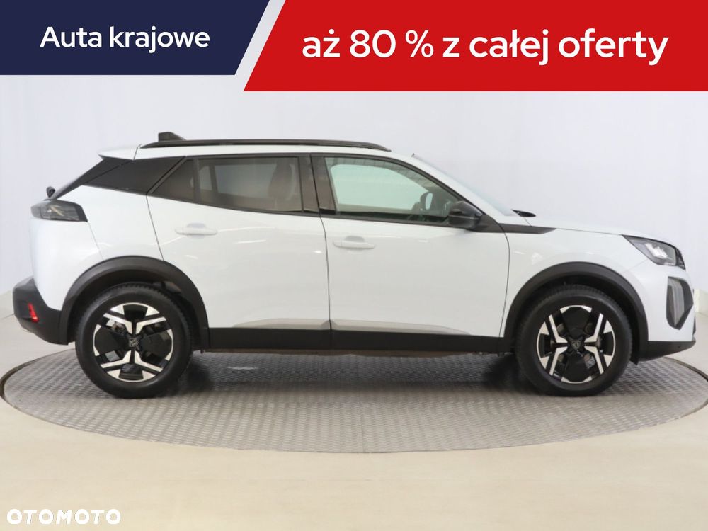 Peugeot 2008 - 8