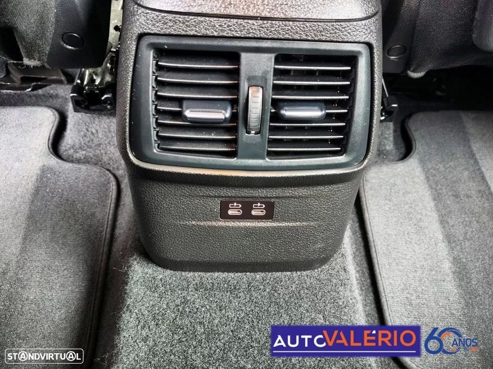 BMW 225xe Active Tourer Advantage - 37