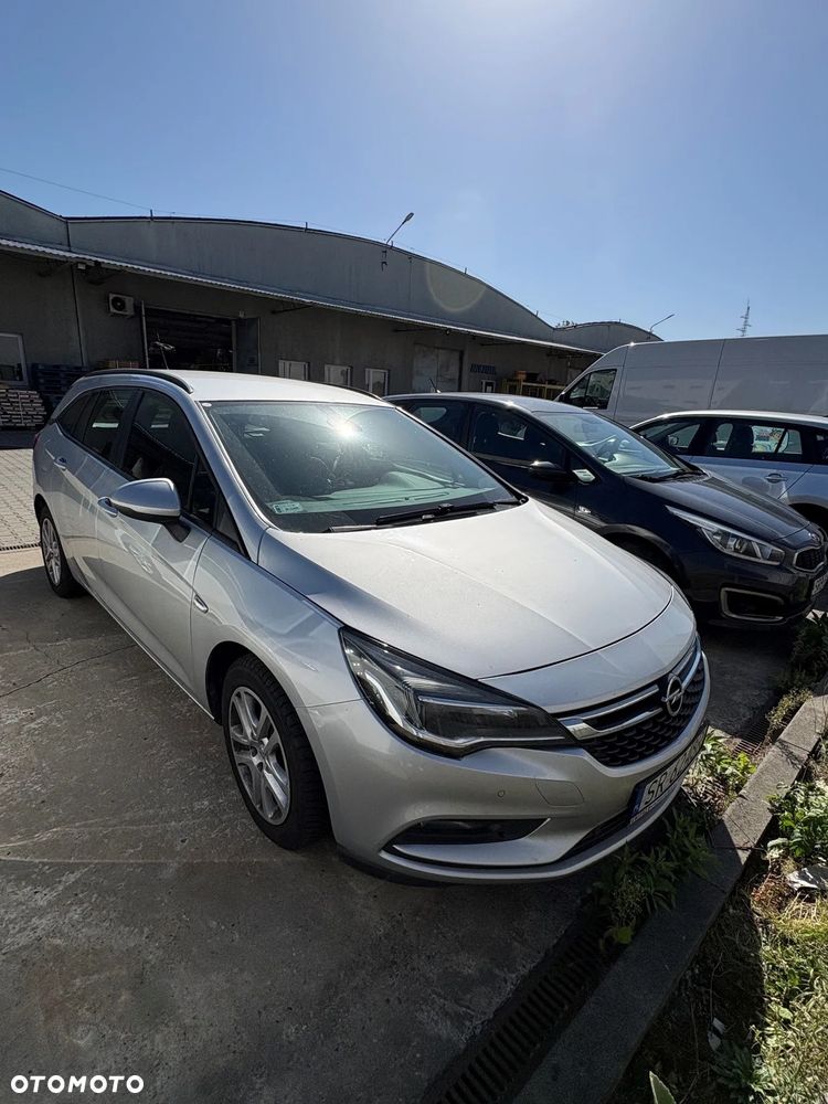 Opel Astra 1.6 CDTI Enjoy - 4