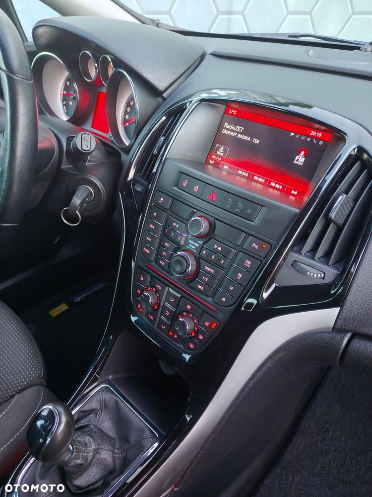 Opel Astra 1.4 Turbo Exklusiv - 15