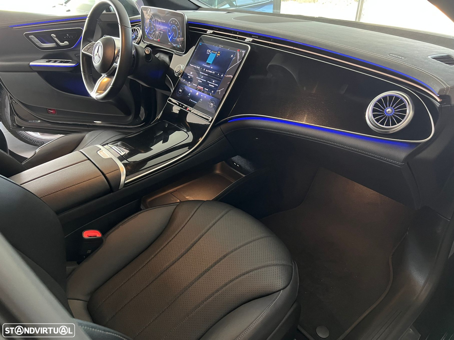 Mercedes-Benz EQE 300 Electric Art - 18