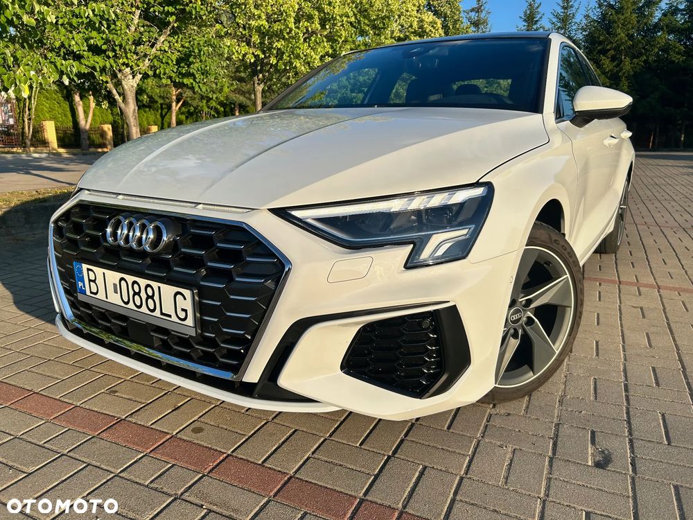 Audi A3 Limousine 40 TFSI quattro S tronic advanced - 1