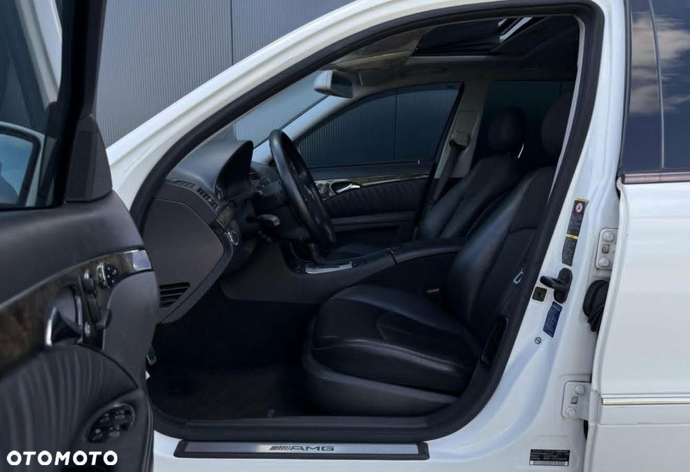 Mercedes-Benz Klasa E 500 Avantgarde Sport Edition AMG - 17