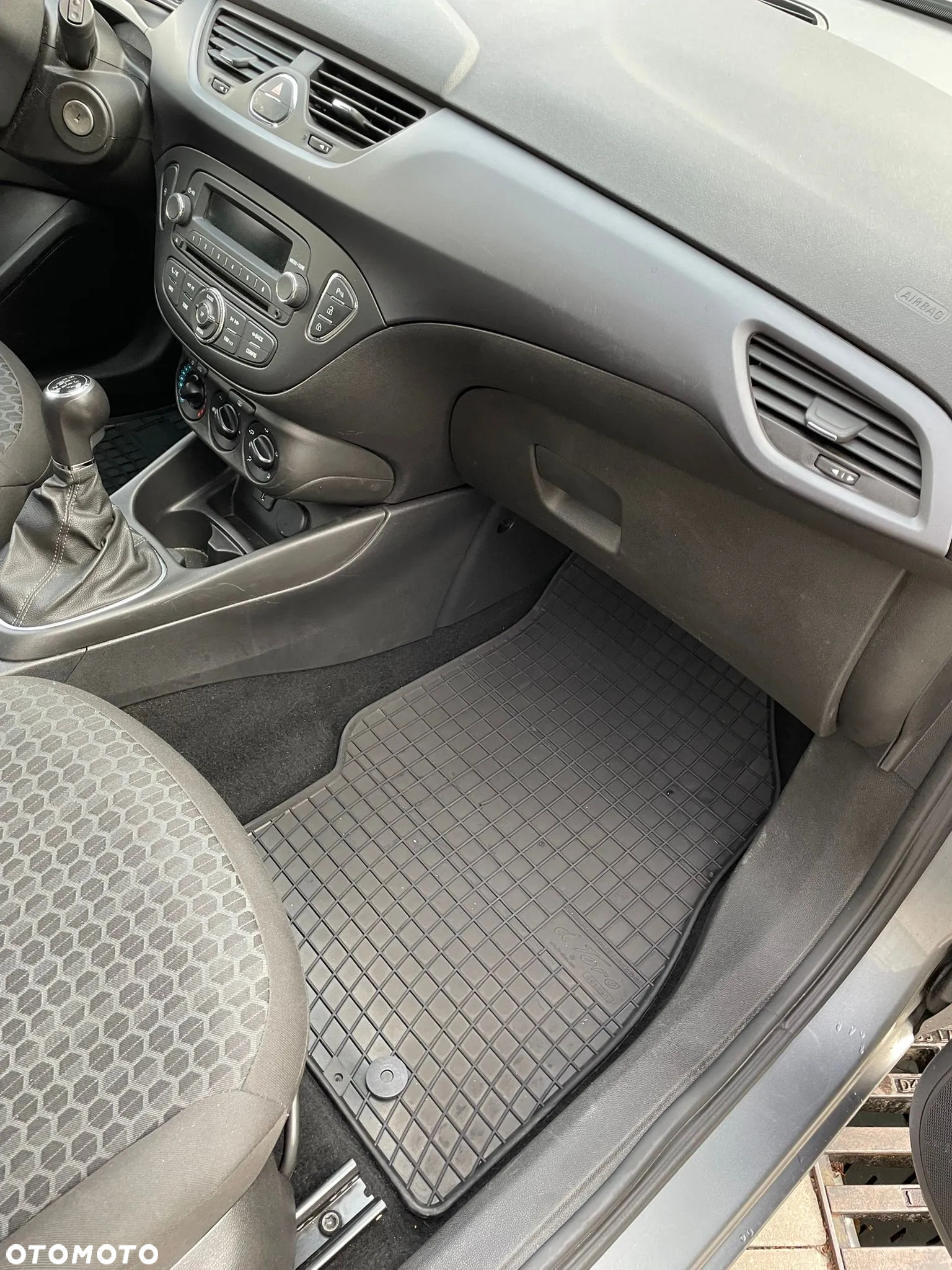 Opel Corsa 1.4 Enjoy - 20
