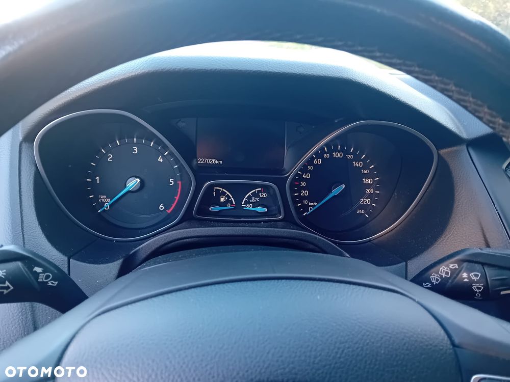 Ford Focus - 8