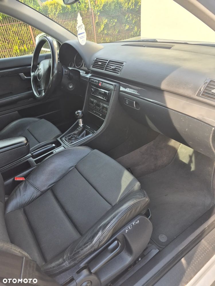 Audi A4 Limousine 1.8T - 16