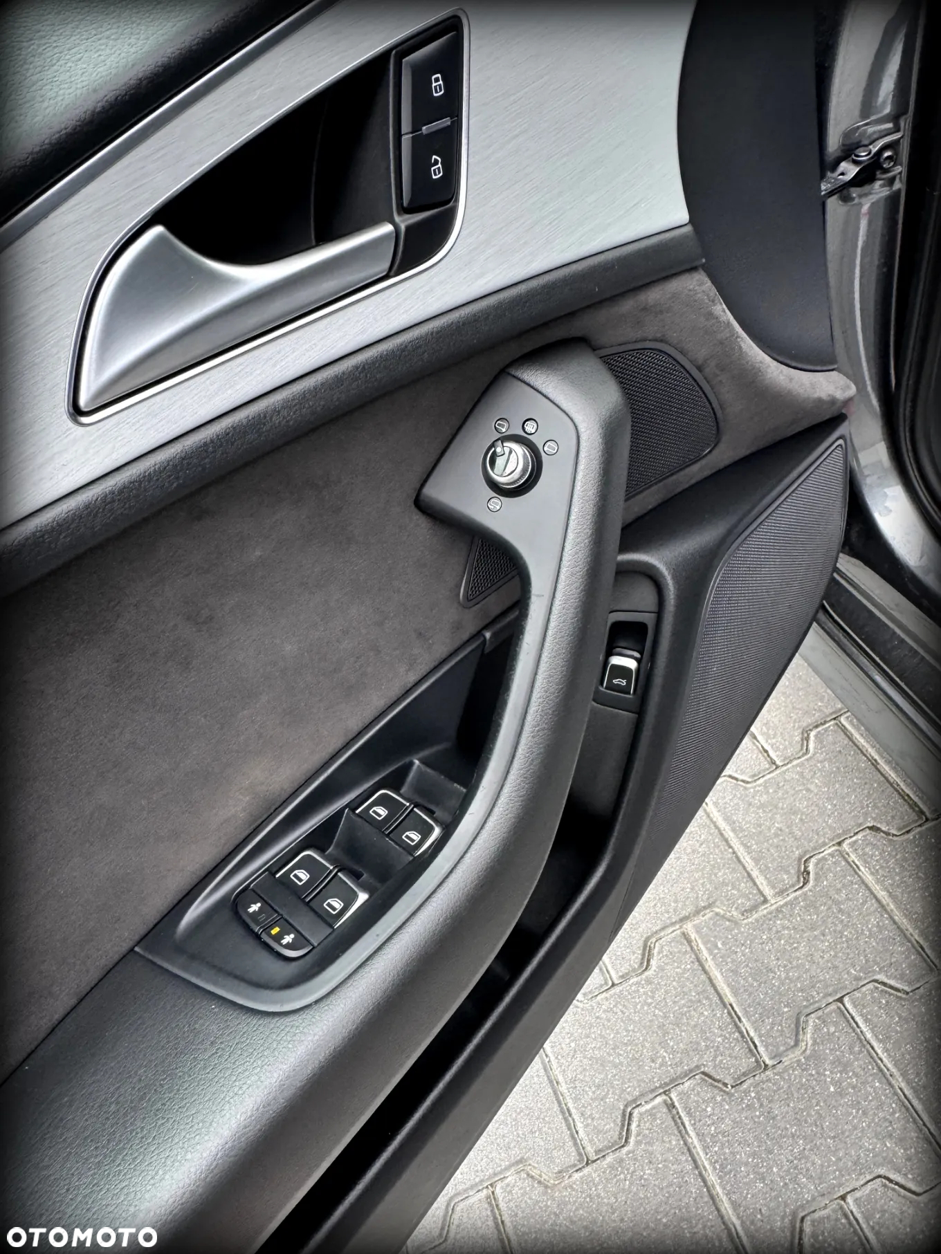 Audi A6 Avant 2.0 TDI Ultra S tronic - 34