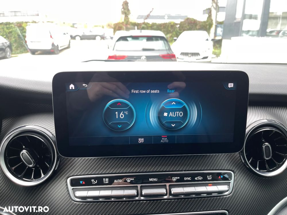 Mercedes-Benz V 300 d Lang 4Matic 9G-TRONIC Exclusive - 25