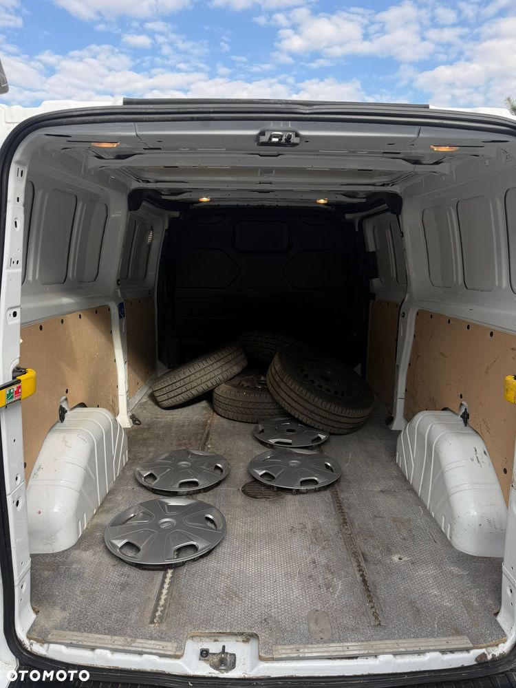 Ford TRANSIT CUSTOM - 11