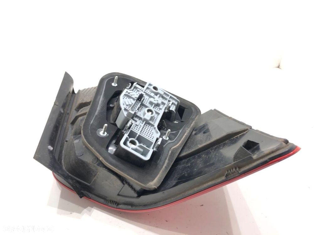 LAMPA PRAWY TYŁ MERCEDES-BENZ KLASA GLK (X204) 2008 - 2015 220 CDI (204.902) 125 kW [170 KM] olej - 3
