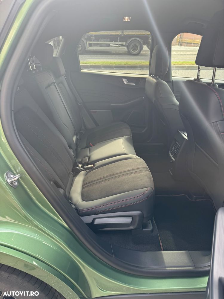 Ford Kuga 1.5 EcoBoost A8 FWD ST-Line X - 26