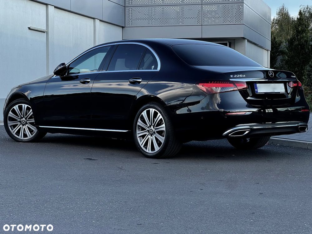 Mercedes-Benz Klasa E 220 d 4-Matic Exclusive - 6