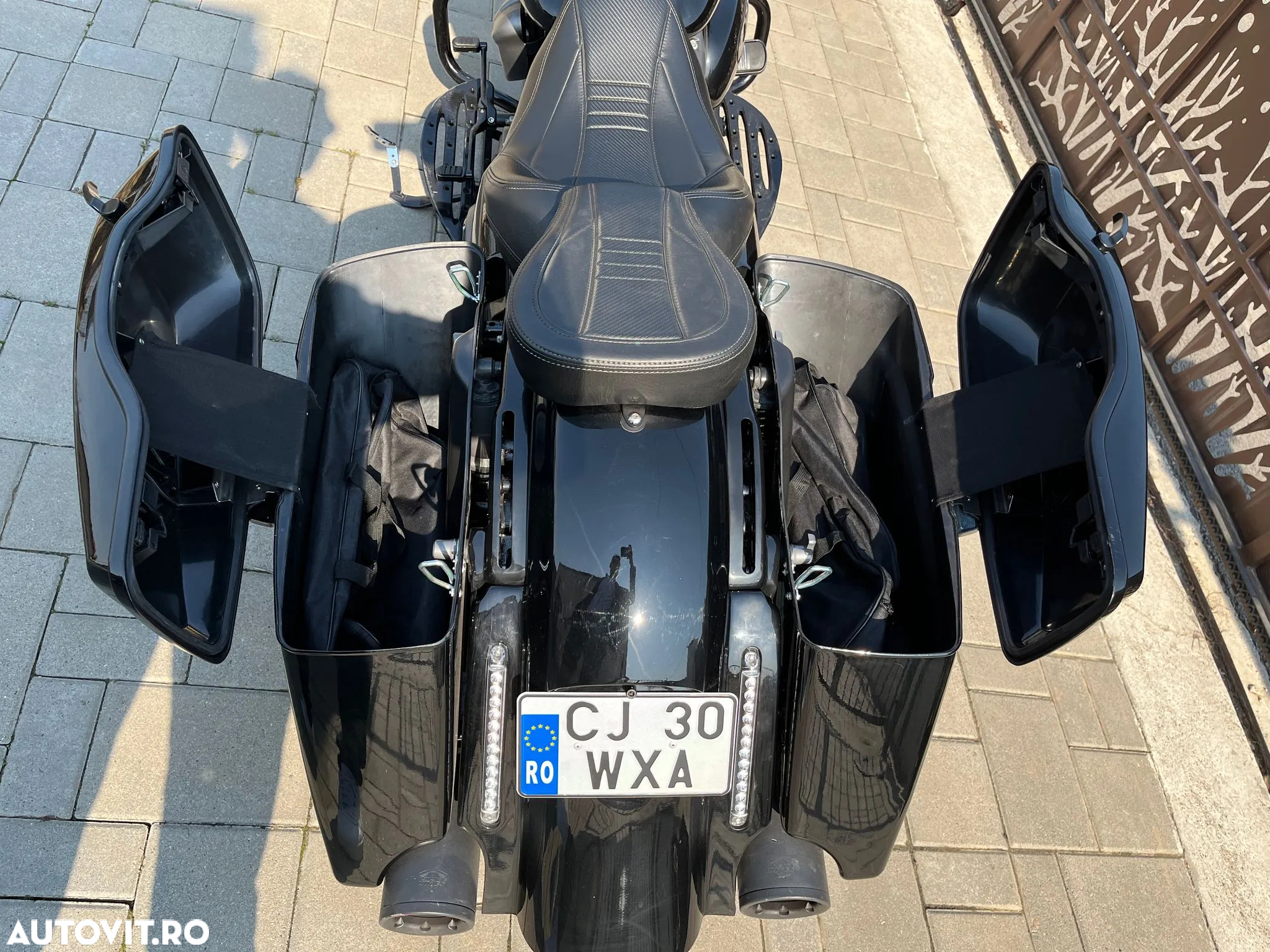 Harley-Davidson FLHRS Road King Custom - 9