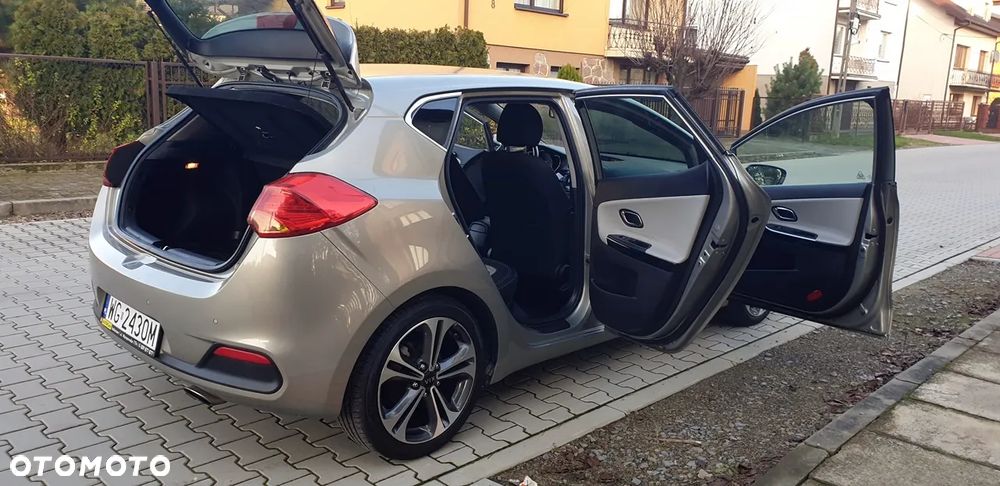 Kia Ceed 1.6 GDI L Business Line - 15