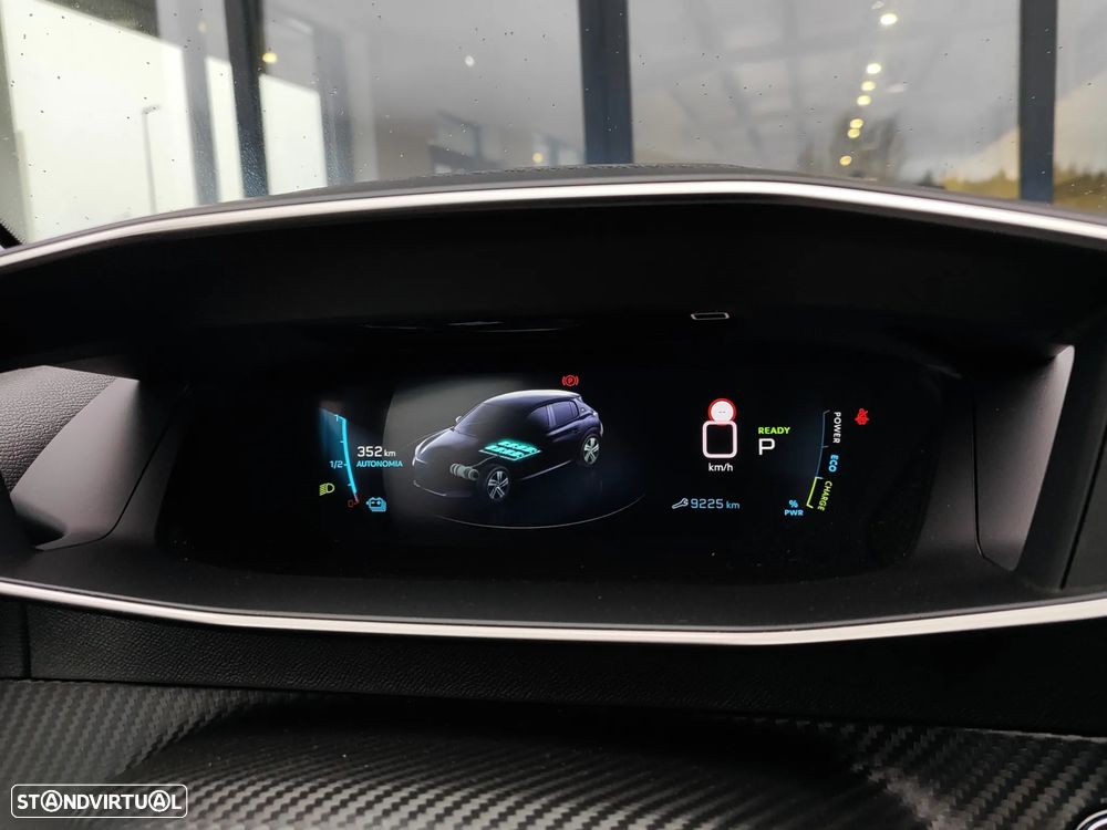 Peugeot e-208 50 kWh Allure - 31