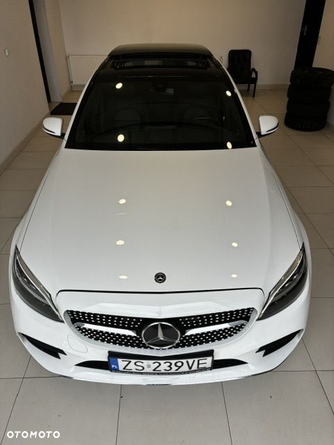 Mercedes-Benz Klasa C 300 4Matic 9G-TRONIC AMG Line - 3