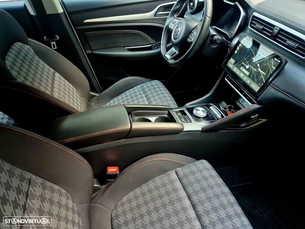 MG ZS EV 50.3 kWh Luxury - 29