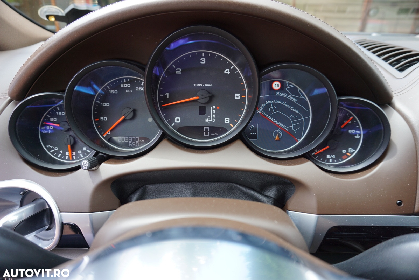 Porsche Cayenne 3.0 L - 13