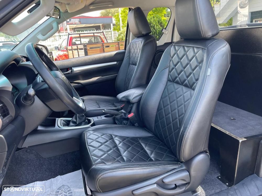 Toyota Hilux HILUX 4X4 2.4 (150CV) - 14