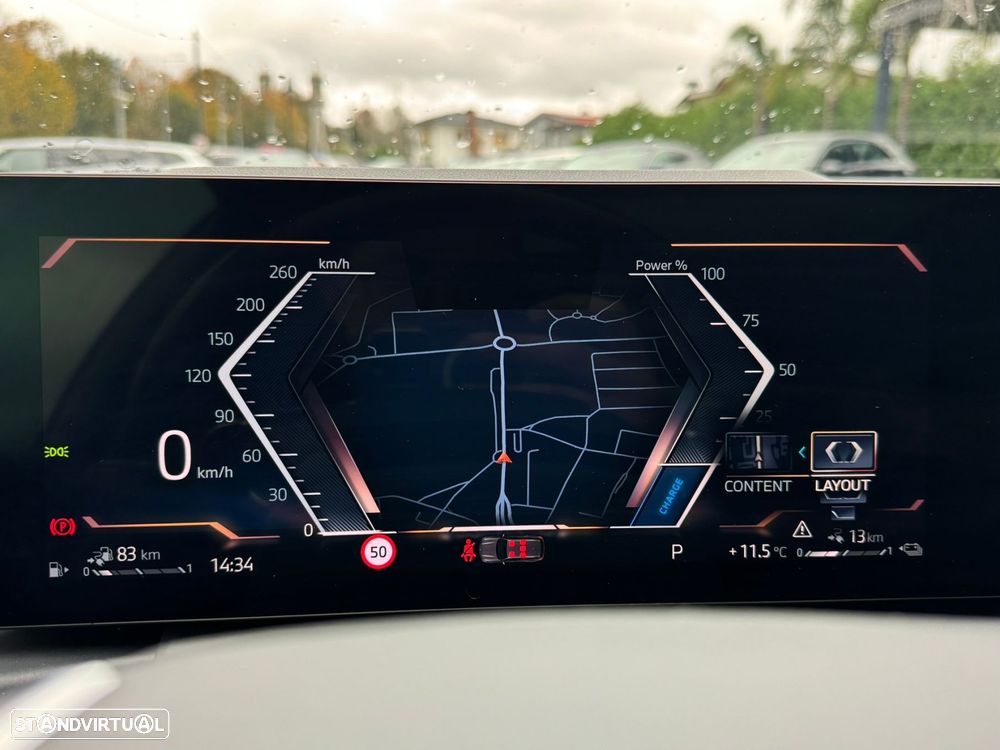 BMW 330 e Touring Corporate Edition Auto - 29