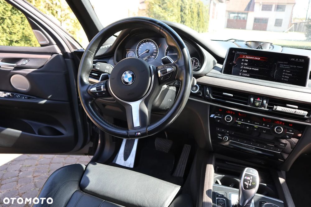 BMW X5 M M50d - 15