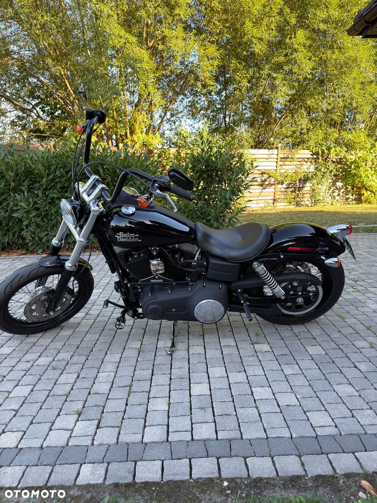 Harley-Davidson Dyna Street Bob - 5