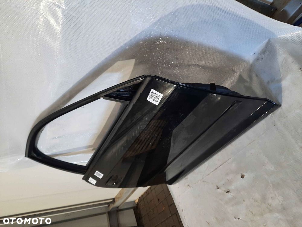 ! DRZWI PRZÓD PRZEDNIE PRAWE AUDI A3 8P LY9B CZARNY 5D 5 DRZWI - 3