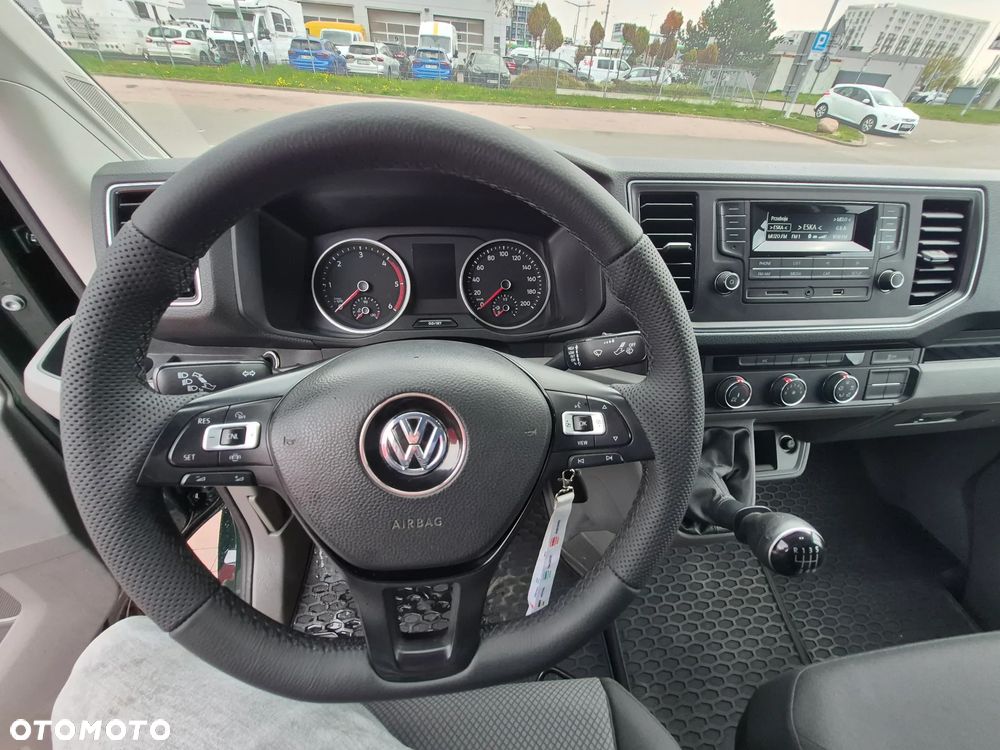 Volkswagen Crafter - 11