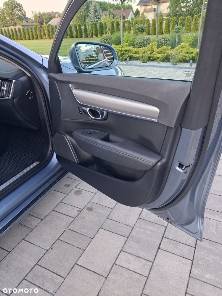 Volvo V90 T5 Momentum - 17