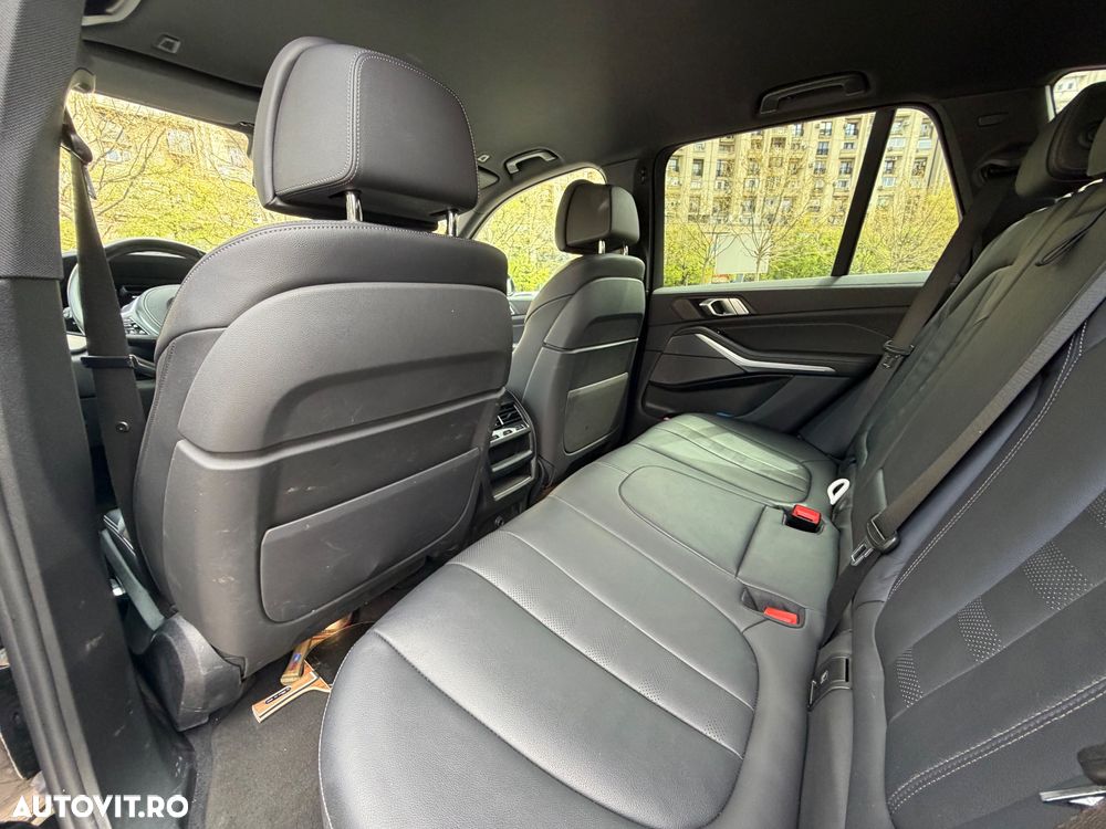BMW X5 xDrive45e - 11