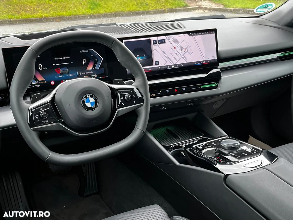BMW Seria 5 520i AT MHEV - 12