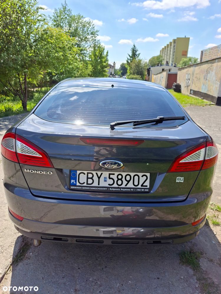 Ford Mondeo 2.0 Titanium - 10