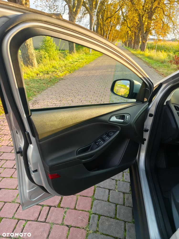 Ford Focus - 26