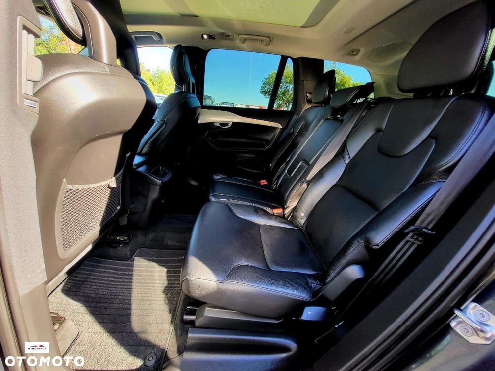 Volvo XC 90 - 19