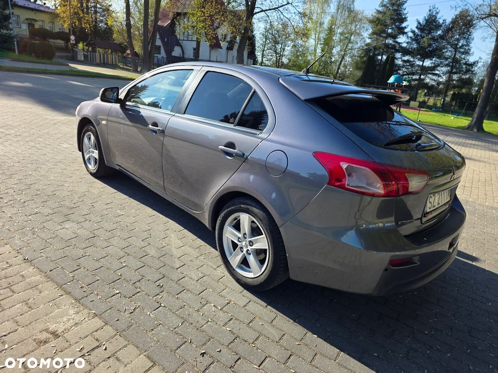 Mitsubishi Lancer 1.8 Inform - 6