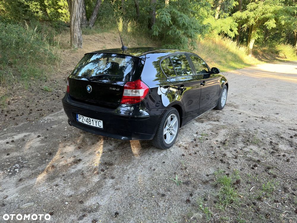 BMW Seria 1 118d - 7