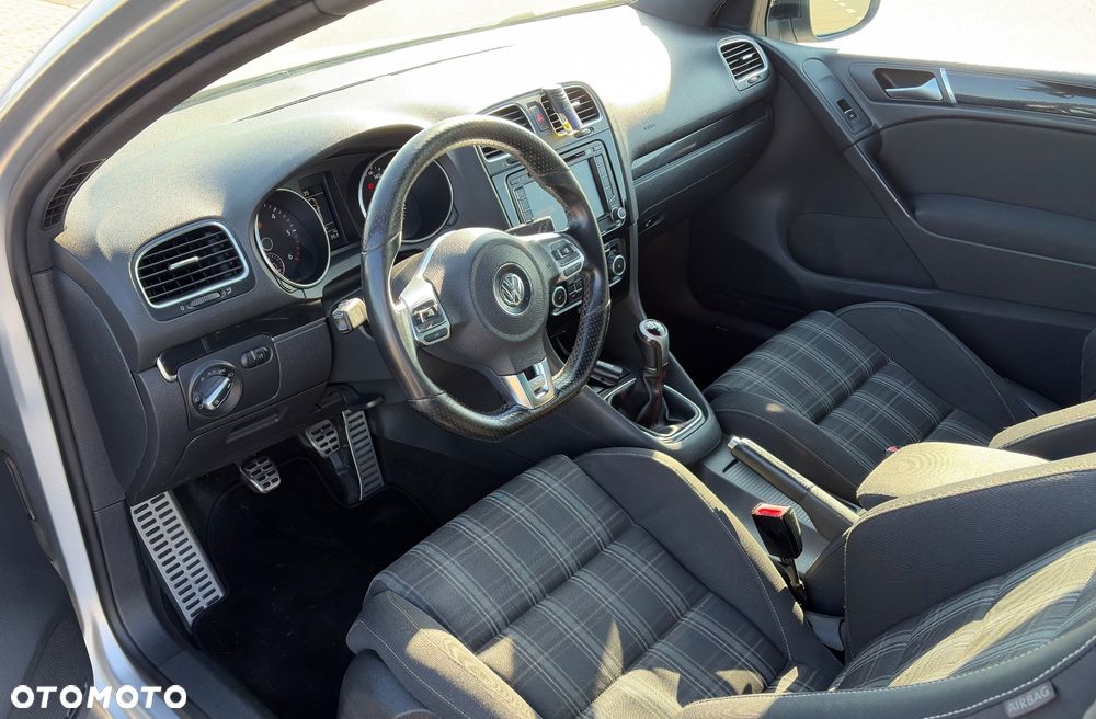 Volkswagen Golf 2.0 TDI DPF GTD - 5